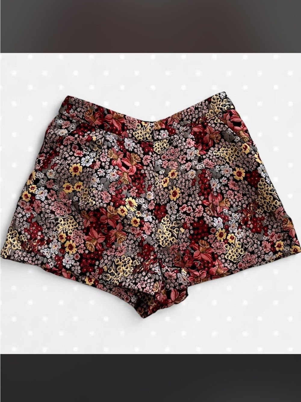 Moodie Jacquard Floral Structured Shorts